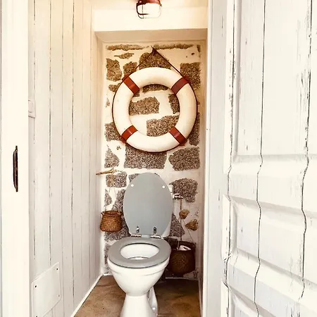 La Cave Marine Du Trottel *